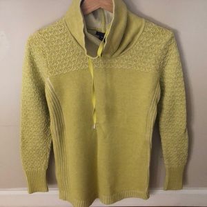 Eddie Bauer women’s sweater, medium